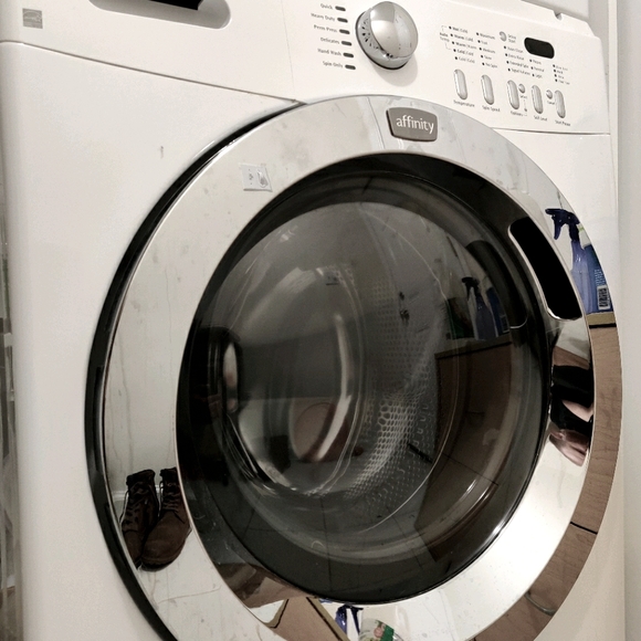 Meet your Posher, Sebastian - Picture 1 of 4